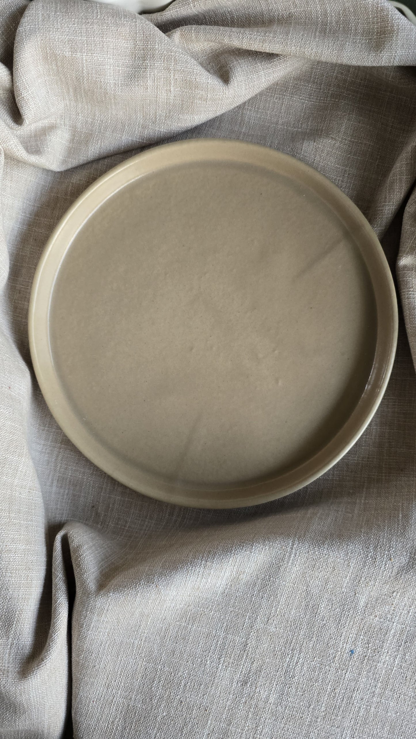 Matte Quarter Plates